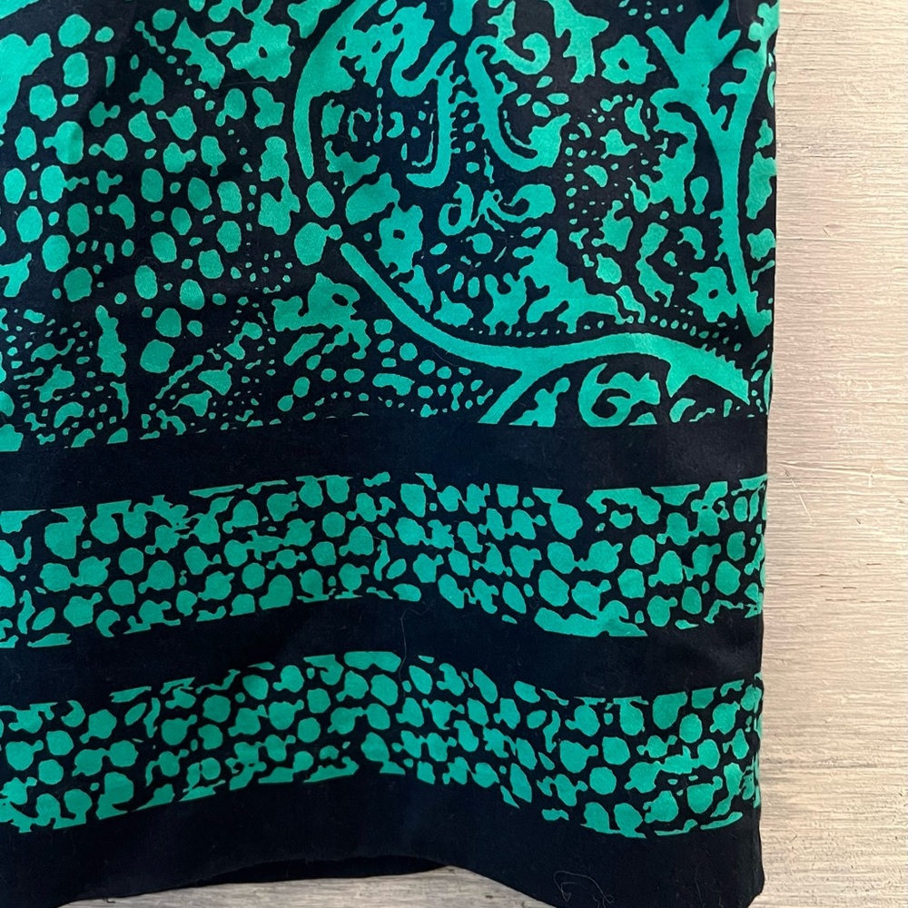 Ann Taylor Navy & Green Paisley Print Pencil Skirt Size 12 Like New - Picture 4 of 10